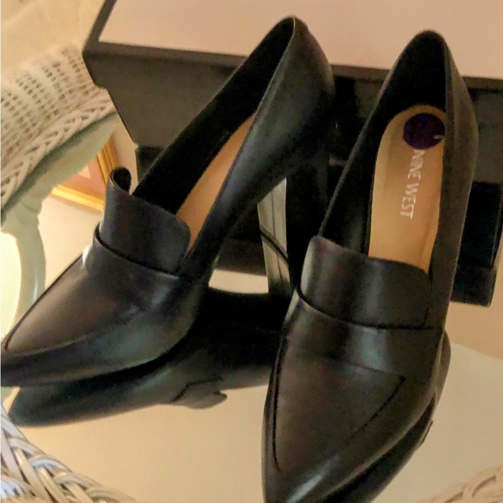 Nine West Elegant Black Loafers